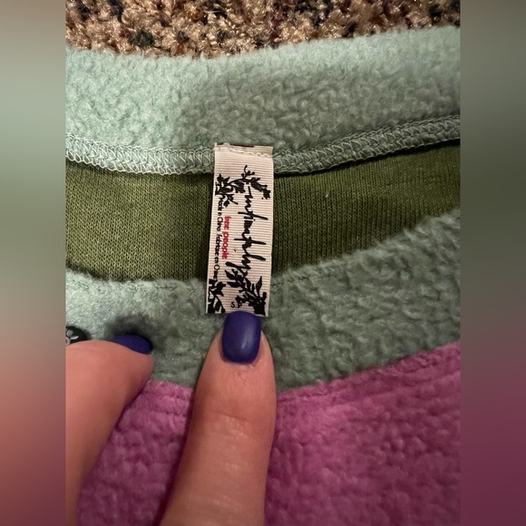 Free People Fleece sweatshirt - Picture 2 of 4